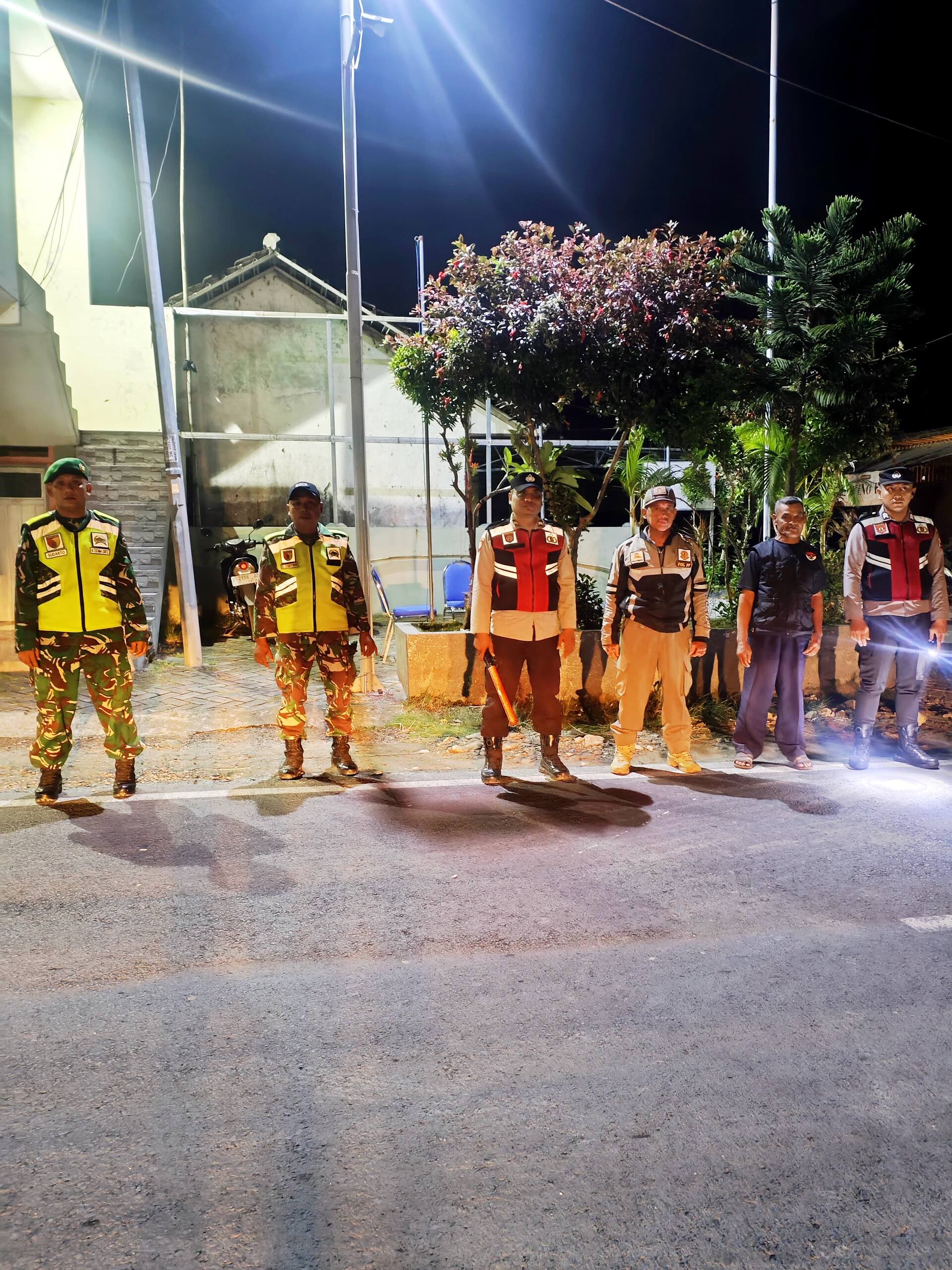 Sinergitas TNI-Polri dan Pemda Lamongan Ciptakan Kondusivitas Malam Takbir Idul Adha 1447H