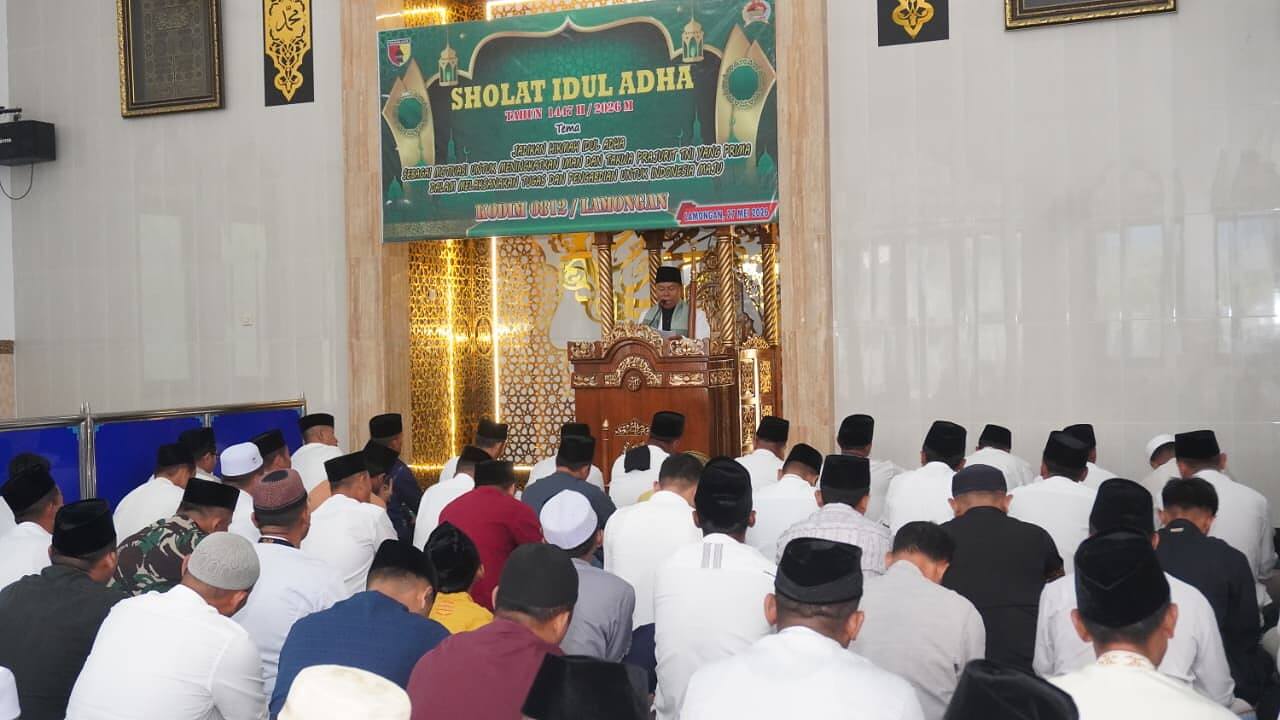 Maknai Hari Raya Qurban, Dandim 0812/Lamongan Perkuat Nilai Iman dan Kebersamaan