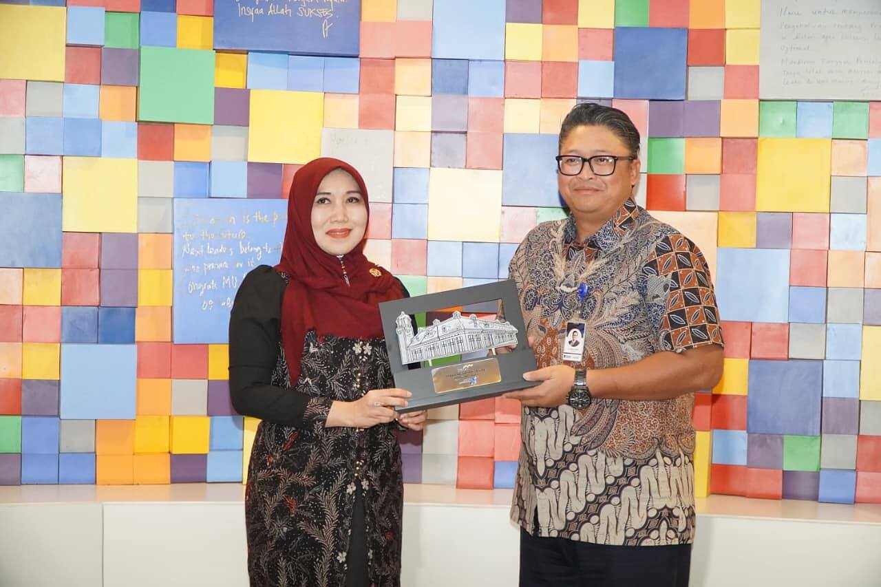 Lia Istifhama X Bank Mandiri: UMKM, Literasi Keuangan, dan Prudential Banking Jadi Sorotan