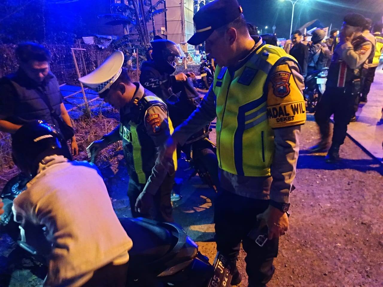 Polres Lamongan Bertindak Tegas terhadap Rombongan Liar Pesilat yang Akan Ikuti Pengesahan di Surabaya dan Gresik