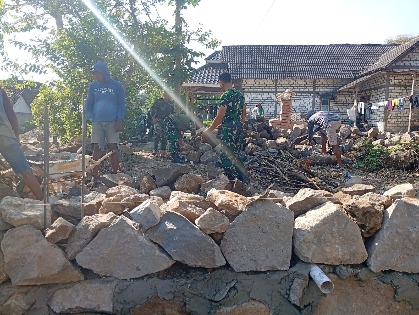Pra TMMD Ke-129 Kodim 0812 Lamongan Bangun Jalan, Rumah dan Harapan Desa Telemang