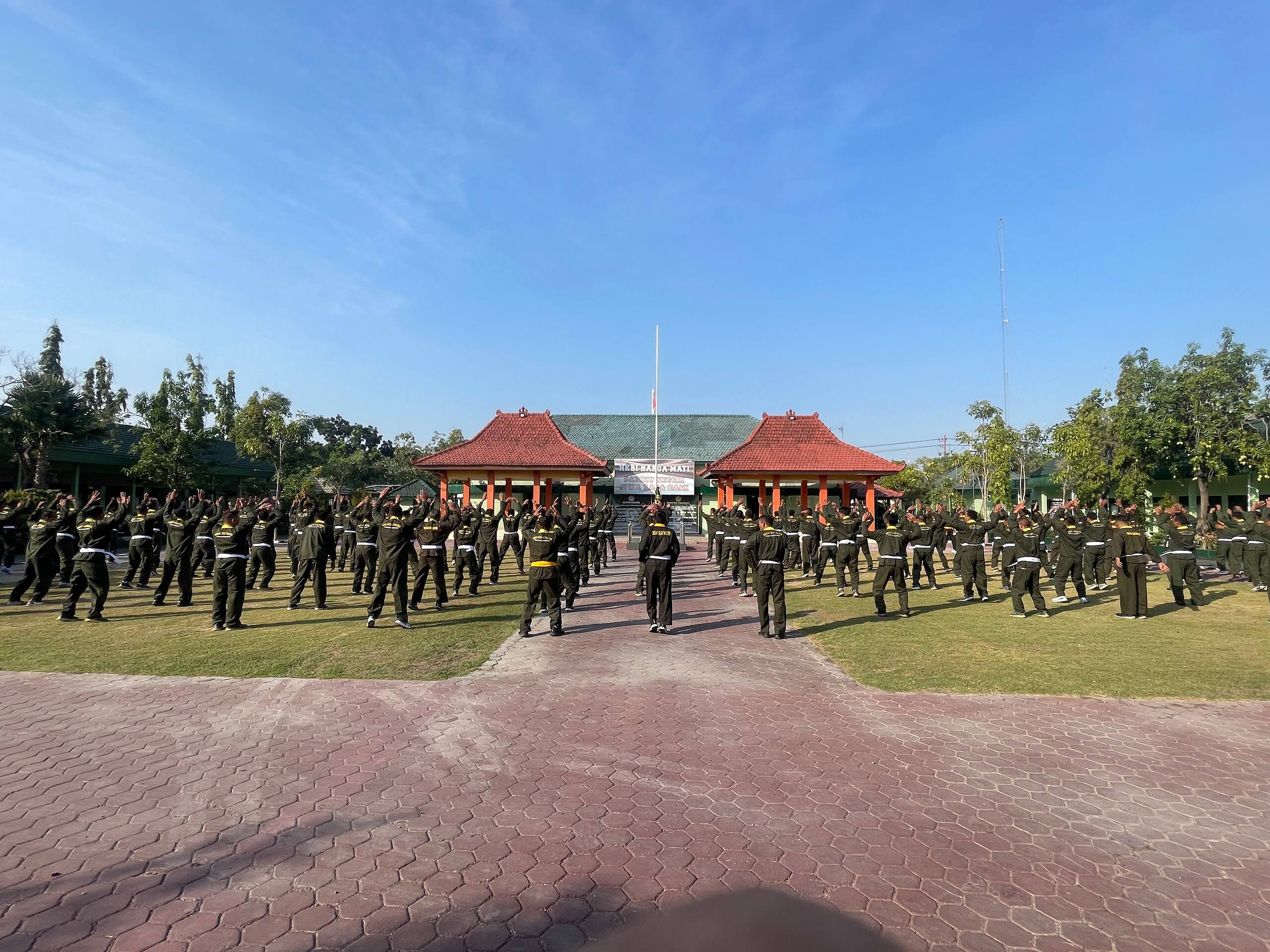 Prajurit Kodim 0812/Lamongan Mantapkan Pencak Silat Jelang Ujian Sabuk