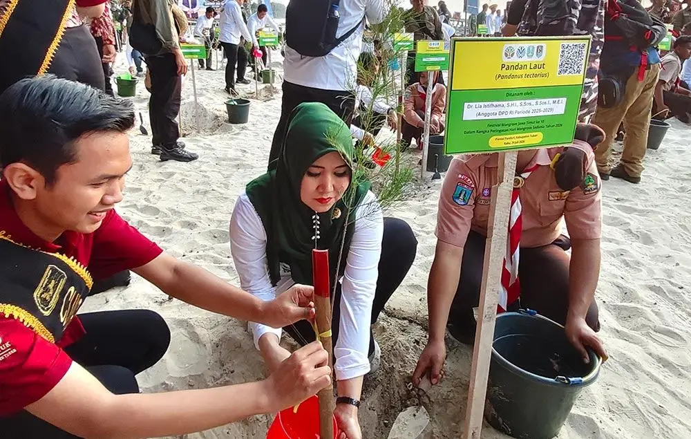 Hadiri Festival Mangrove ke-10 Tuban, Ning Lia Tekankan Pentingnya Jaga Ekosistem Pesisir
