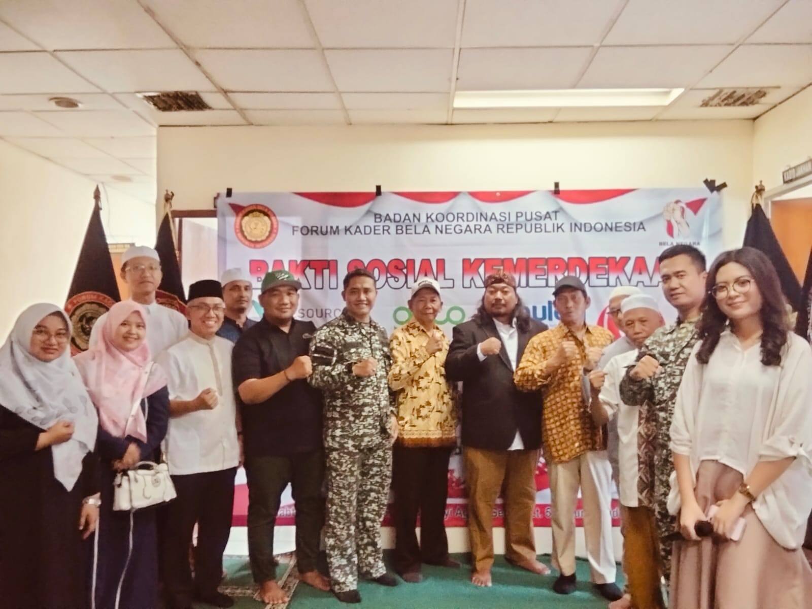 KOGAPHAN FKBN Perkuat Semangat Bela Negara Lewat Baksos