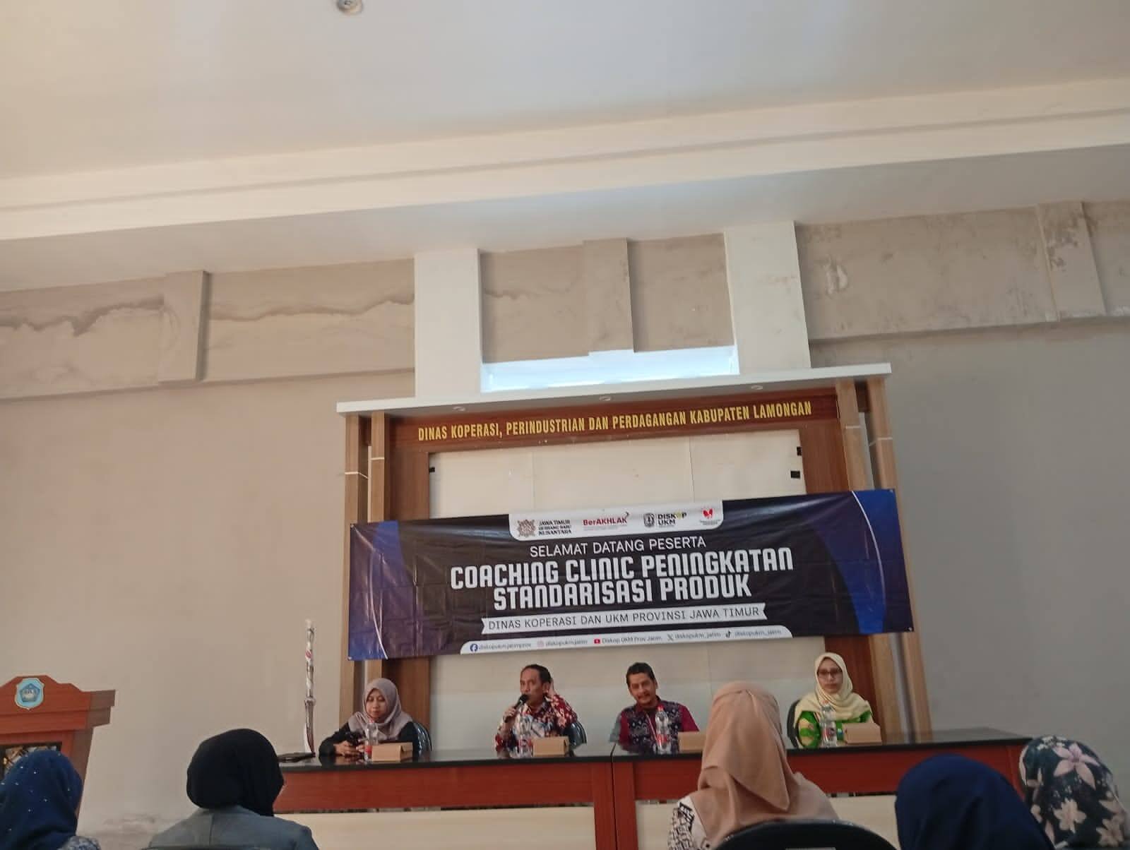 Perkuat Daya Saing UKM, Pemprov Jatim Gelar Coaching Clinic Standardisasi Produk di Lamongan