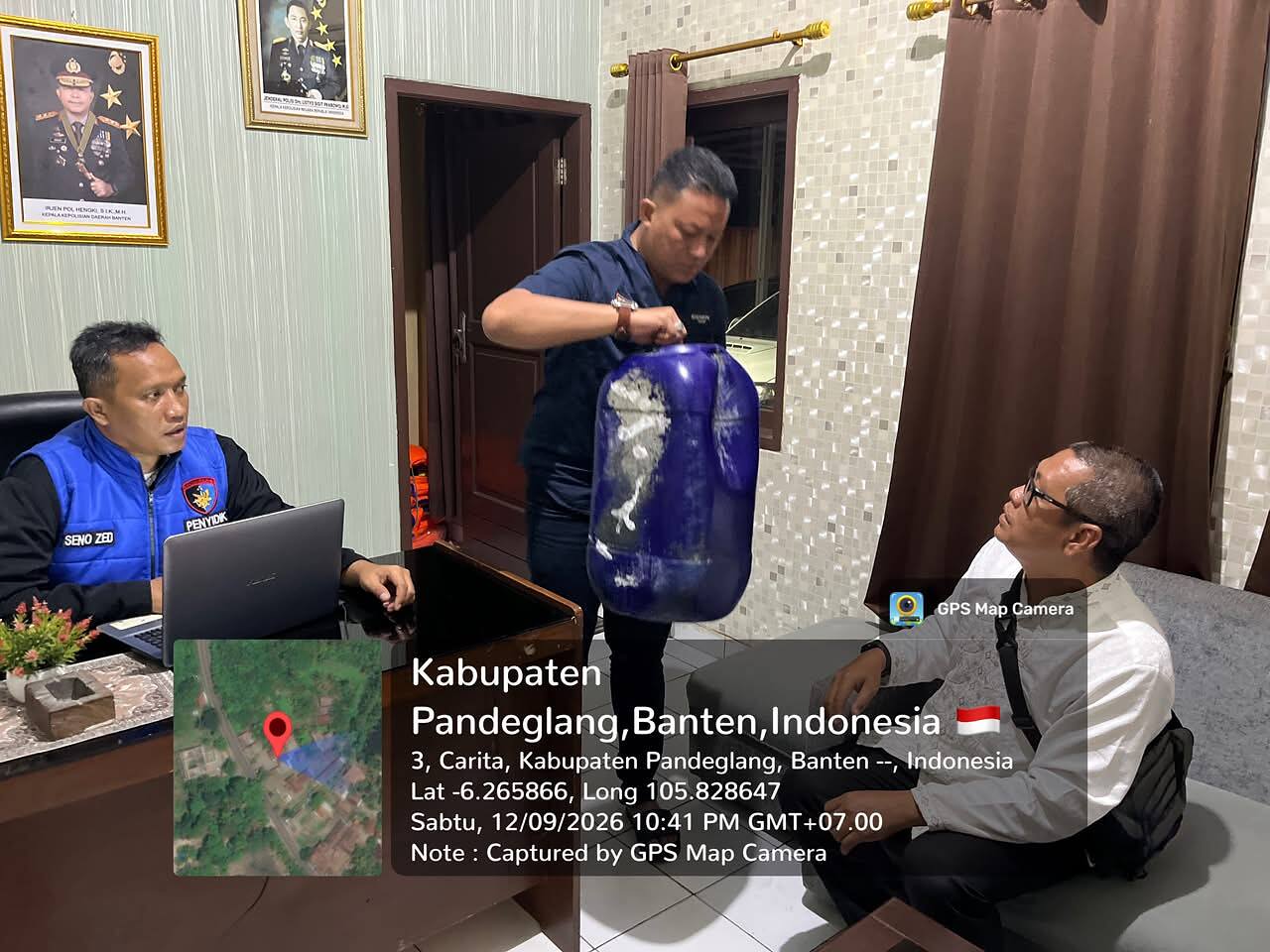 Polda Banten Pastikan Helm, Jeriken dan Life Jacket Temuan Bukan Milik KM Arupadhatu 1
