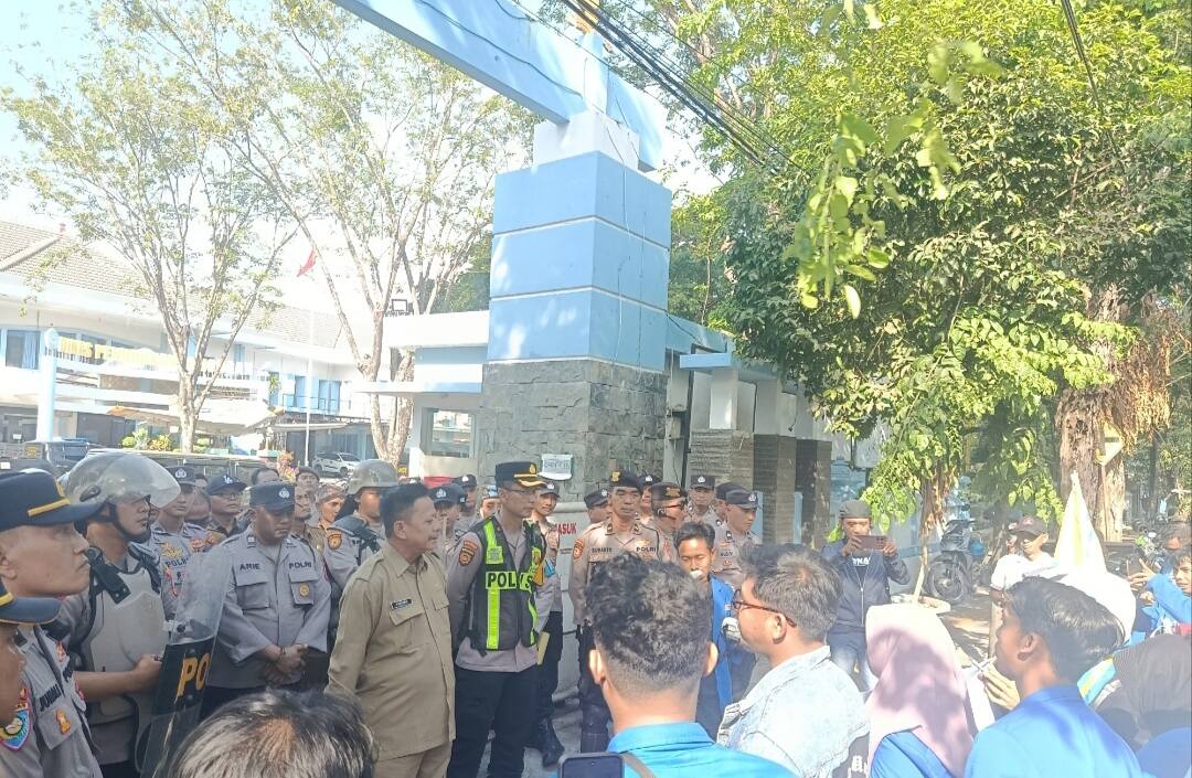 Demo Sampaikan Aspirasi PIP, PMII Lamongan Mendapat Respons Baik dari Dinas Pendidikan