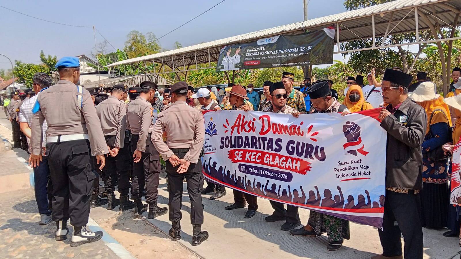 Demo Solidaritas Guru MI di Glagah Jadi Sorotan, Kemenag Lamongan Singgung Kewajiban Mengajar